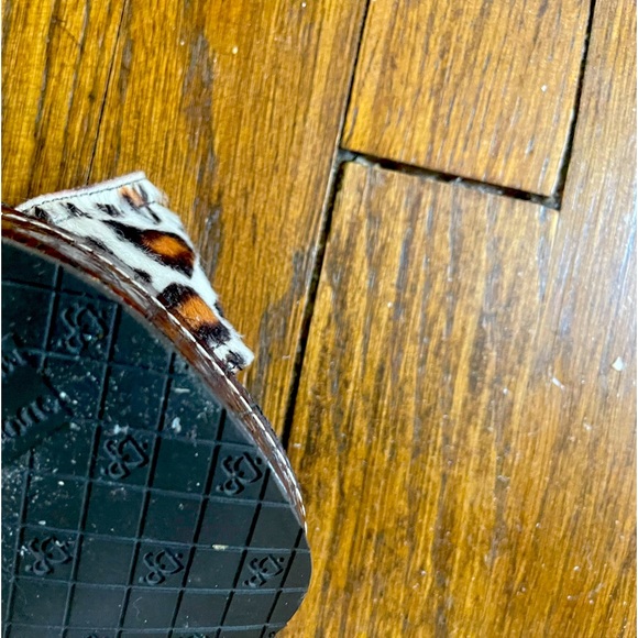 Animal print slides by Donald J Pliner - Picture 6 of 6